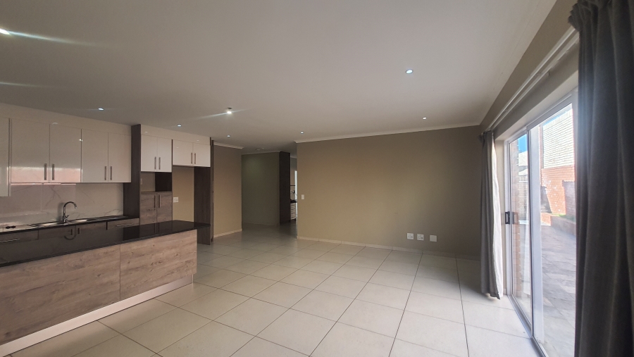 5 Bedroom Property for Sale in Beacon Bay North Eastern Cape